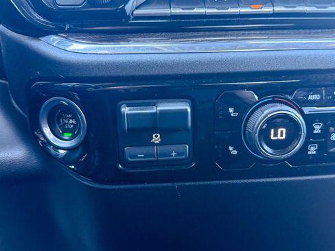 Used 2023 Chevrolet Silverado 1500 RST AWD/4WD image 30