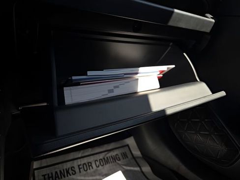 Used 2022 Toyota RAV4 LE image 31