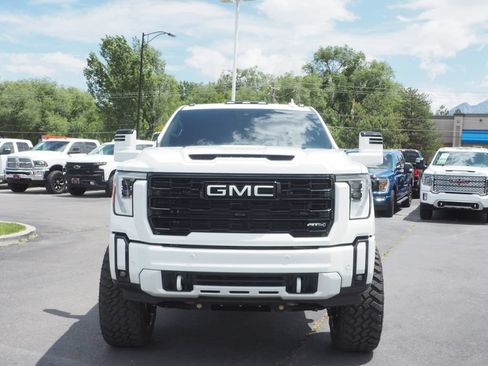 Used 2026 GMC Sierra 3500 AT4 w/ AT4 Premium Plus Package AWD/4WD image 2