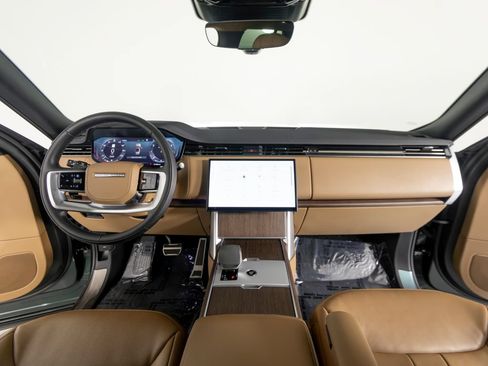 Used 2024 Land Rover Range Rover SE AWD/4WD image 30