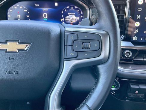 Used 2022 Chevrolet Silverado 1500 LTZ image 20