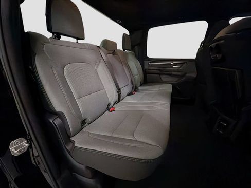 Used 2022 RAM 1500 Big Horn AWD/4WD image 38