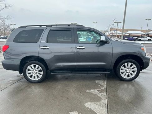 Used 2015 Toyota Sequoia Platinum image 8