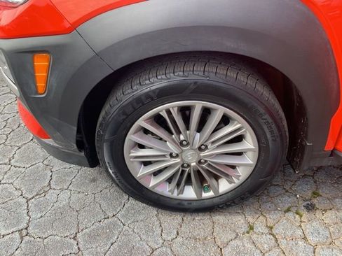 Used 2019 Hyundai Kona SEL image 37