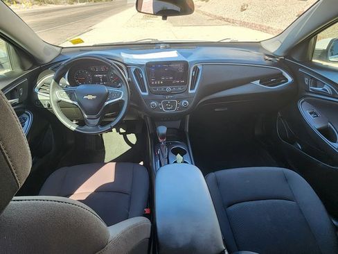 Used 2022 Chevrolet Malibu RS image 19