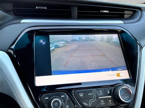 Used 2019 Chevrolet Bolt LT FWD image 26