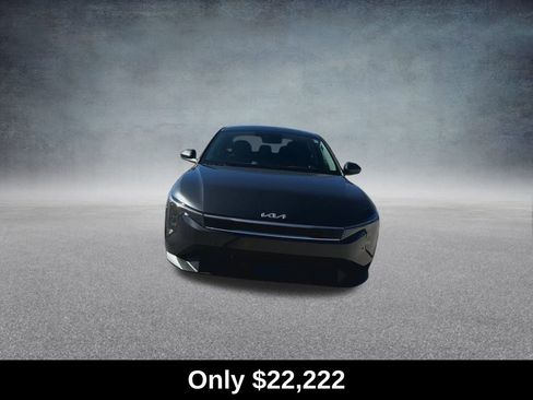 Used 2025 Kia K4 LX image 4