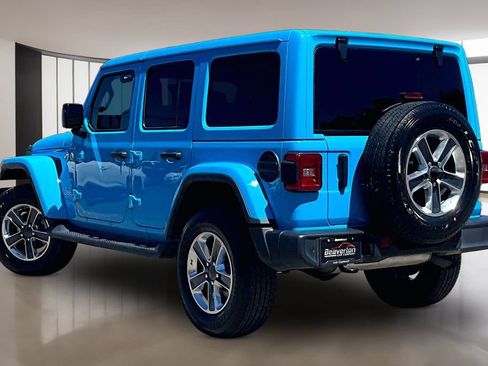 Used 2021 Jeep Wrangler Unlimited Sahara AWD/4WD image 13