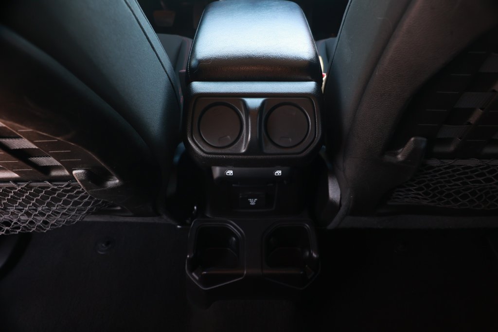 Used 2019 Jeep Wrangler Unlimited Rubicon w/ Cold Weather Group AWD/4WD image 34