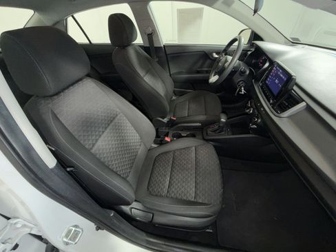 Used 2022 Kia Rio LX image 25