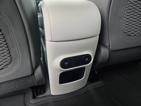 Used 2026 Hyundai Ioniq 5 SEL image 11