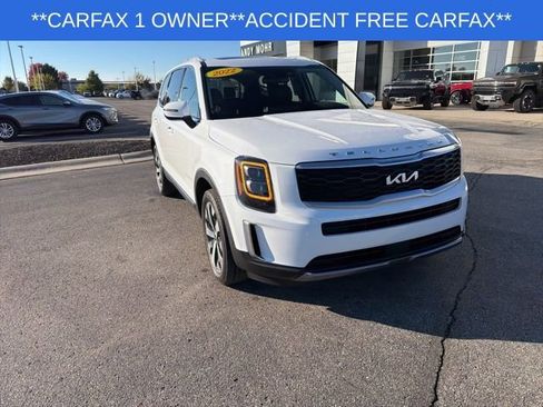 Used 2022 Kia Telluride EX w/ EX Premium Package image 3