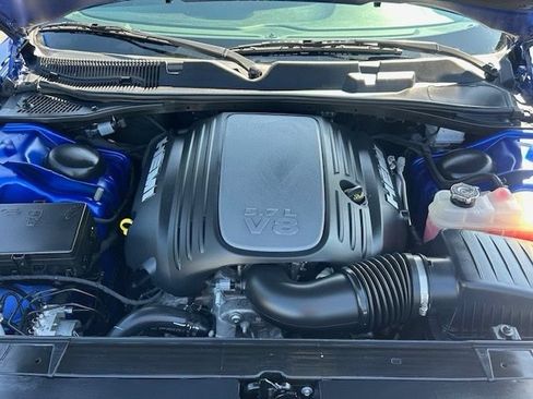 Used 2022 Dodge Challenger R/T RWD image 9