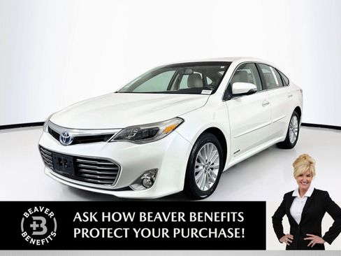 Used 2013 Toyota Avalon Limited FWD image 1
