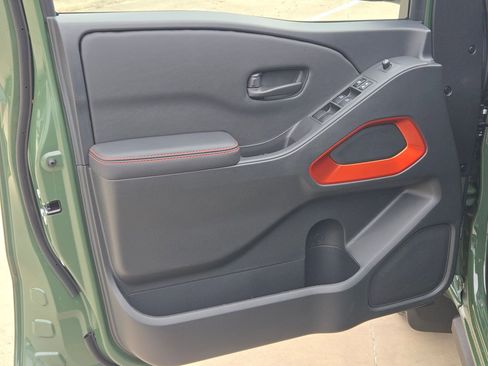 New 2026 Nissan Frontier Pro-X RWD image 11
