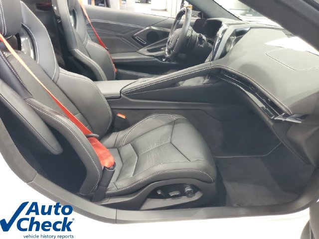 Used 2026 Chevrolet Corvette Z06 w/ Stealth Interior Trim Package RWD image 10