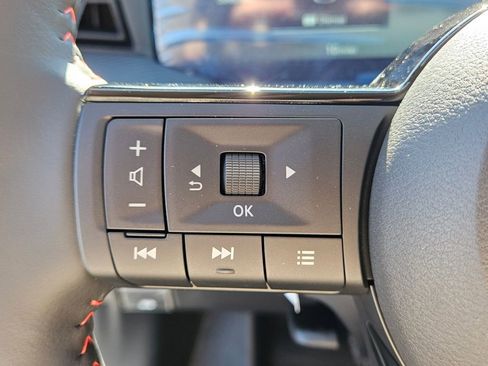 New 2026 Nissan Kicks SR FWD image 25
