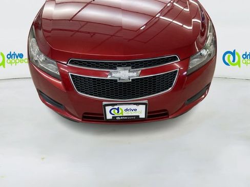 Used 2013 Chevrolet Cruze LT image 14