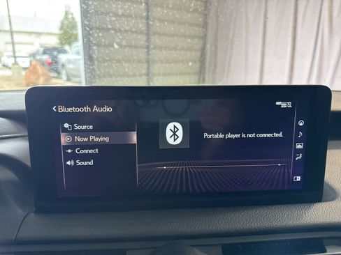 Used 2024 Lexus IS 350 F Sport RWD image 25