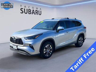 Used 2023 Toyota Highlander XLE