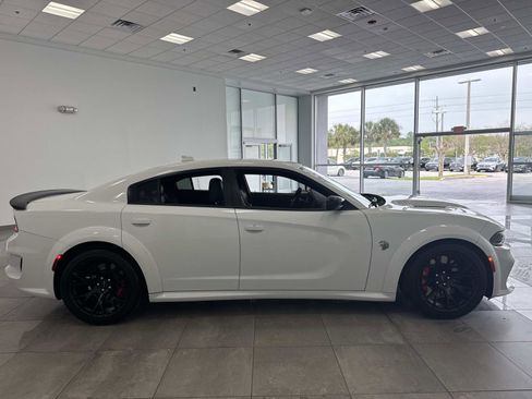 Used 2023 Dodge Charger SRT Hellcat w/ Harman/Kardon Audio Group RWD image 4