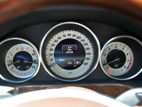 Used 2014 Mercedes-Benz E 350 Sedan w/ Premium 1 Package image 19