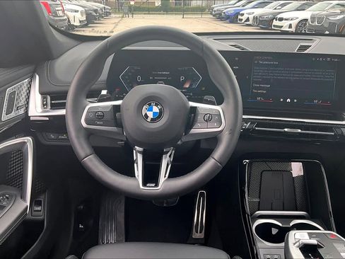 Used 2025 BMW X1 xDrive28i w/ Premium Package image 5