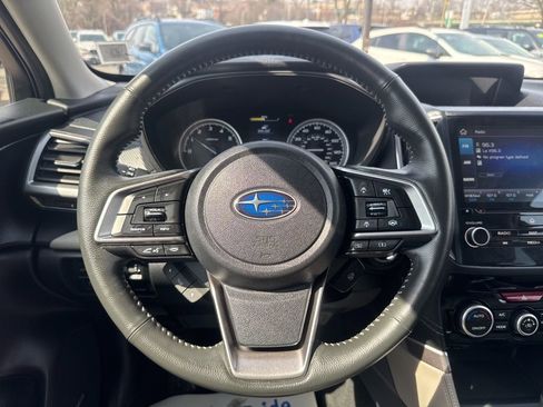 Used 2023 Subaru Forester Limited image 12