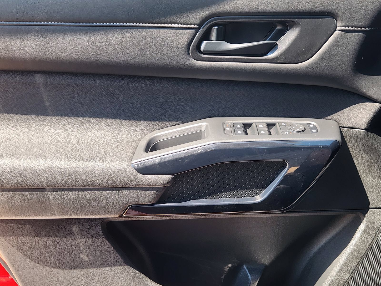 New 2026 Nissan Pathfinder SV FWD image 21
