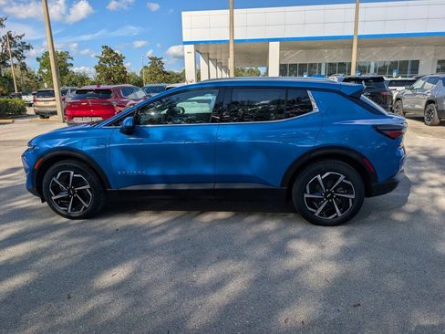 New 2026 Chevrolet Equinox EV LT image 4