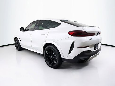 Used 2022 BMW X6 xDrive40i w/ Executive Package image 5