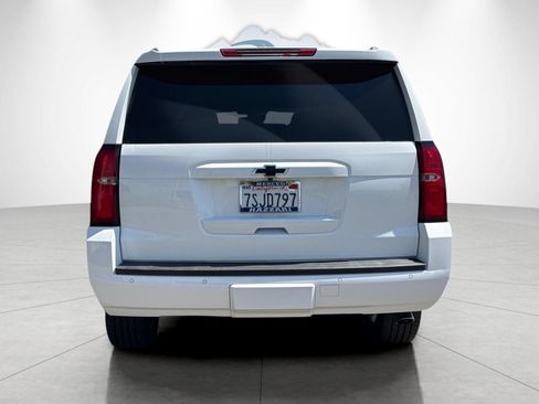 Used 2016 Chevrolet Suburban LT w/ Luxury Package RWD image 4