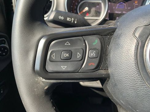 Used 2023 Jeep Gladiator Sport AWD/4WD image 35