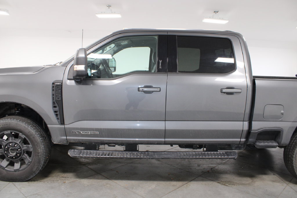 Used 2023 Ford F250 Lariat w/ Sport Appearance Package AWD/4WD image 6