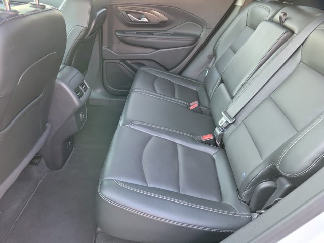 Used 2024 GMC Terrain SLT AWD/4WD image 14