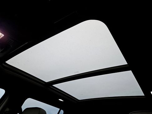 New 2026 Chevrolet Tahoe High Country image 17