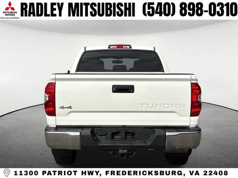 Used 2014 Toyota Tundra SR5 w/ SR5 Upgrade Package AWD/4WD image 19