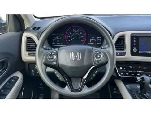 Used 2019 Honda HR-V EX image 28