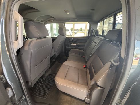 Used 2018 Chevrolet Silverado 1500 LT w/ All Star Edition AWD/4WD image 18