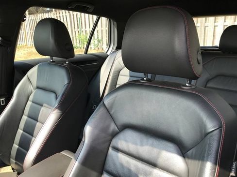 Used 2015 Volkswagen GTI 4-Door FWD image 7