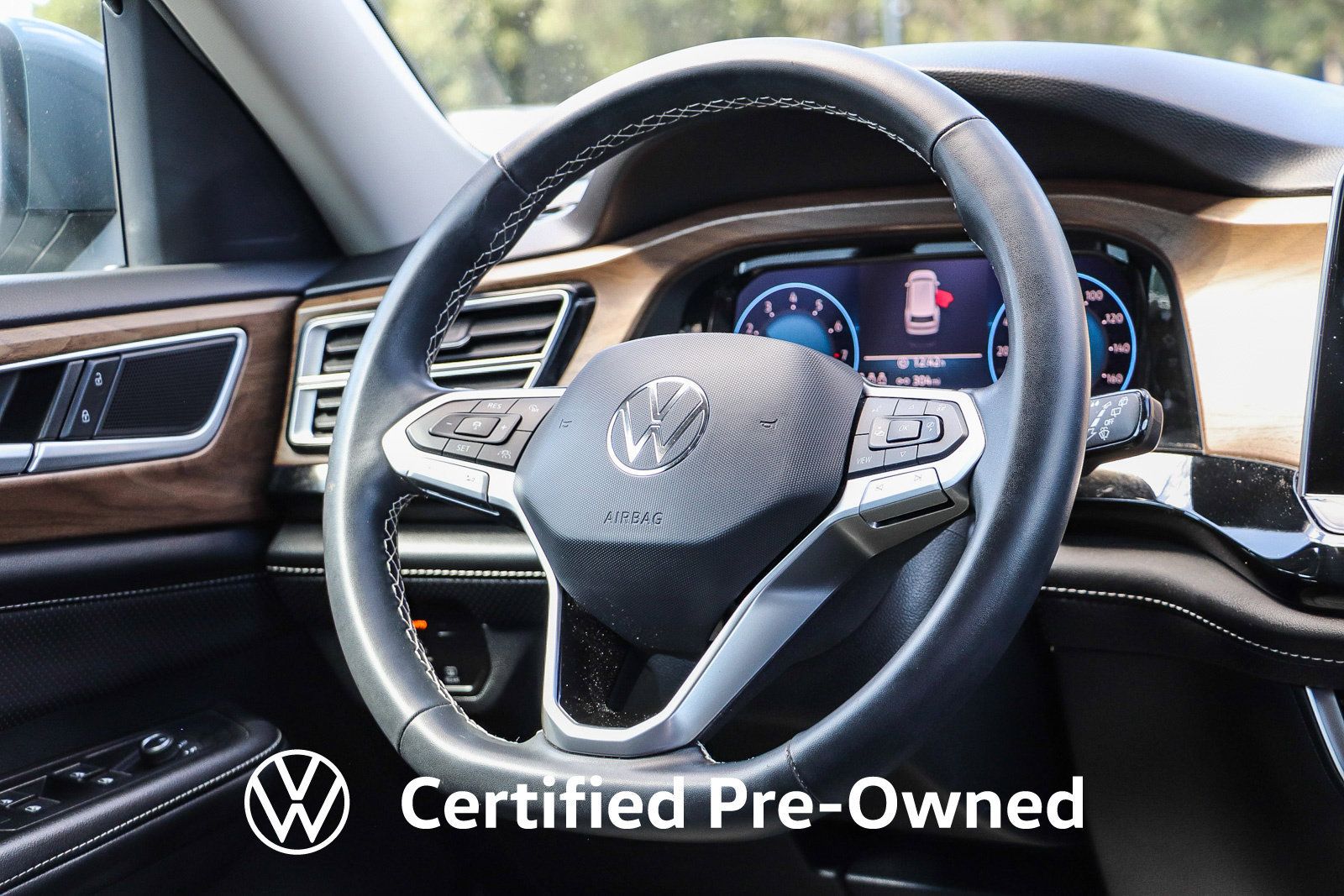 Certified 2024 Volkswagen Atlas SE FWD image 17