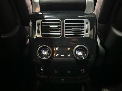 Used 2018 Land Rover Range Rover HSE AWD/4WD image 50