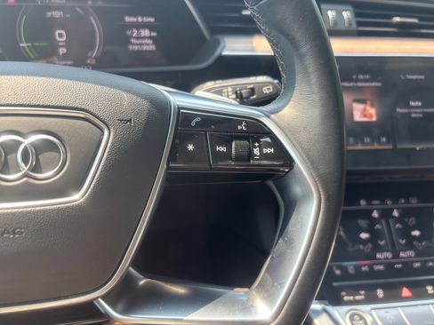 Used 2024 Audi Q8 e-tron Premium Plus w/ Premium Plus Package image 49