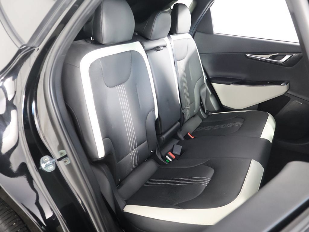 Used 2023 Kia EV6 GT-Line RWD image 35