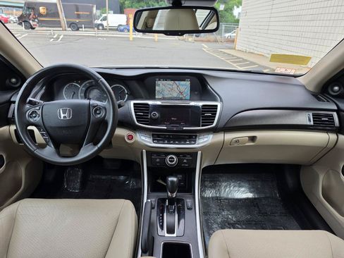 Used 2015 Honda Accord EX-L image 16