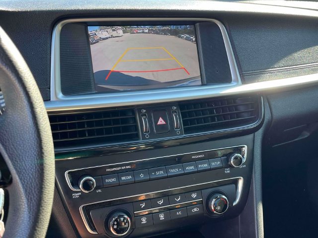 Used 2020 Kia Optima LX FWD image 31