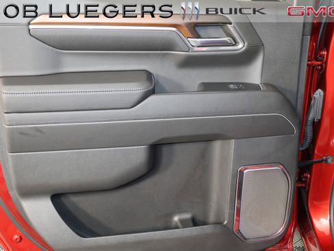 Certified 2024 GMC Sierra 1500 Denali w/ Denali Reserve Package image 12