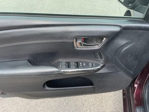 Used 2013 Toyota Avalon XLE Touring FWD image 18