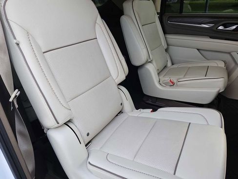 Certified 2021 GMC Yukon XL Denali AWD/4WD image 35