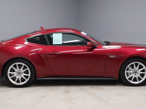 Certified 2025 Ford Mustang GT Premium image 6